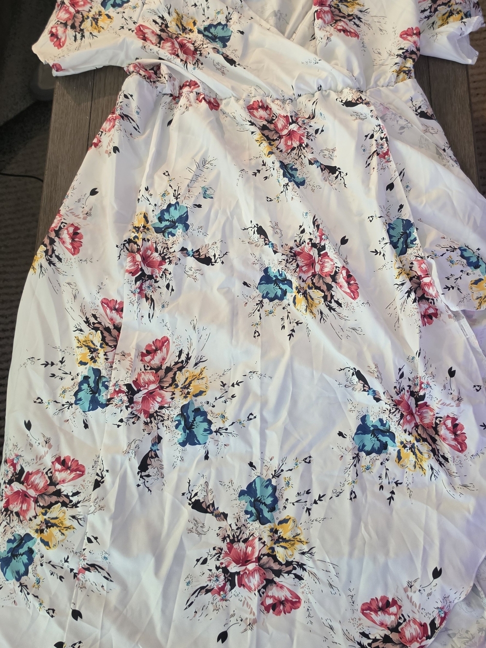 Floral Print White Dress with Pink, Teal & Yellow Accents Size 5X